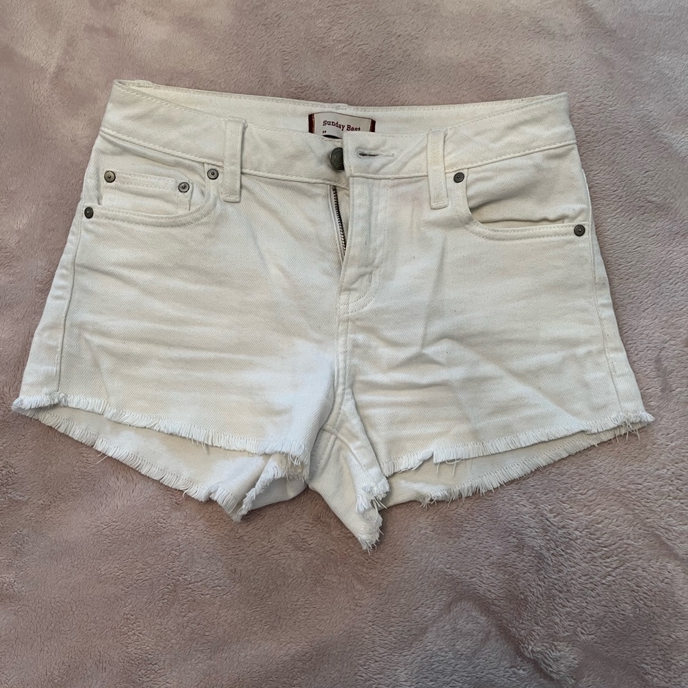 Aritzia Sunday best white shorts